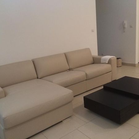 Lavender Bay Apartment Dee B02 Дони-Моринь Экстерьер фото
