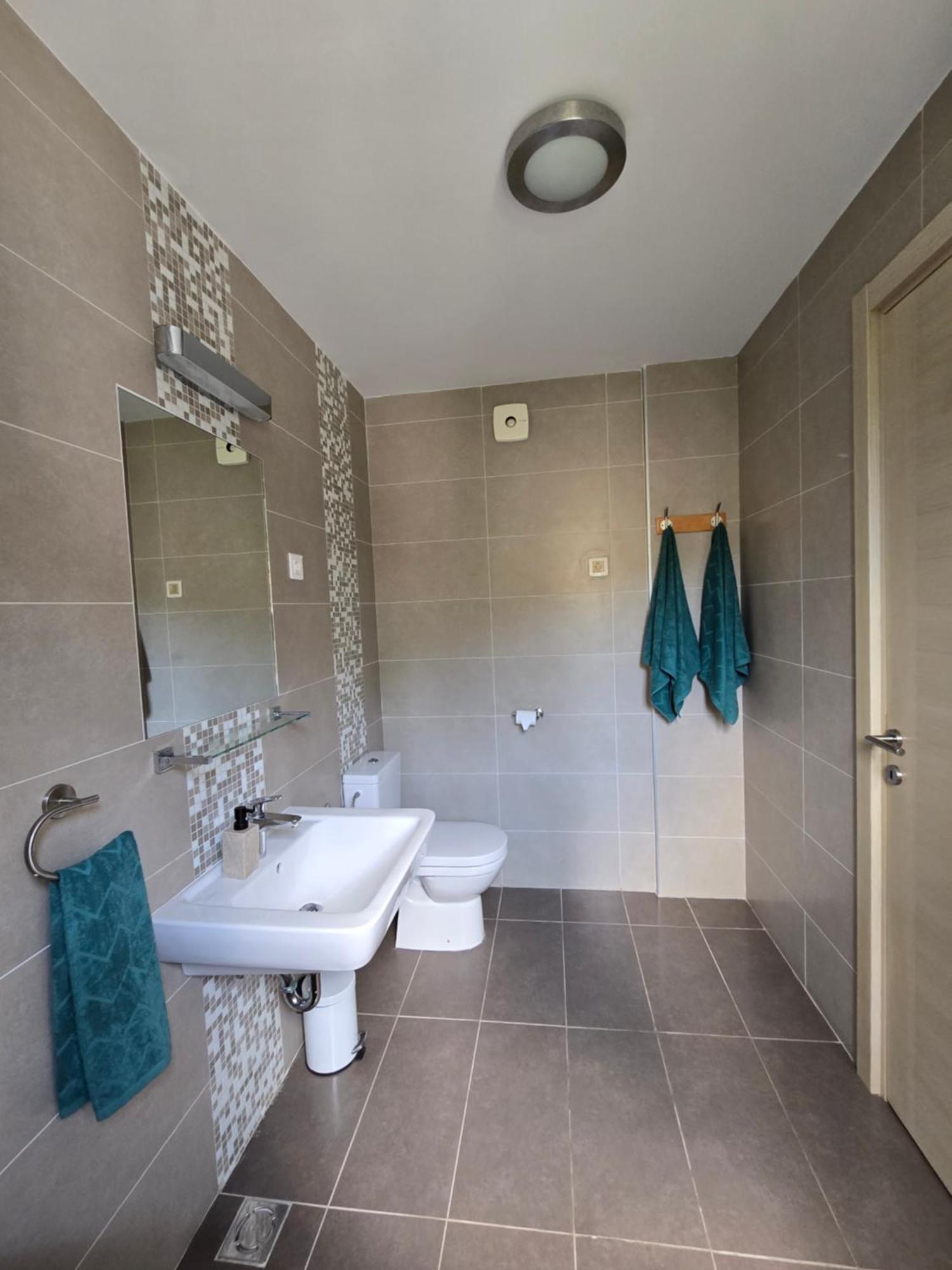 Lavender Bay Apartment Dee B02 Дони-Моринь Экстерьер фото
