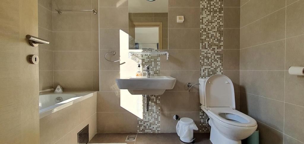 Lavender Bay Apartment Dee B02 Дони-Моринь Экстерьер фото
