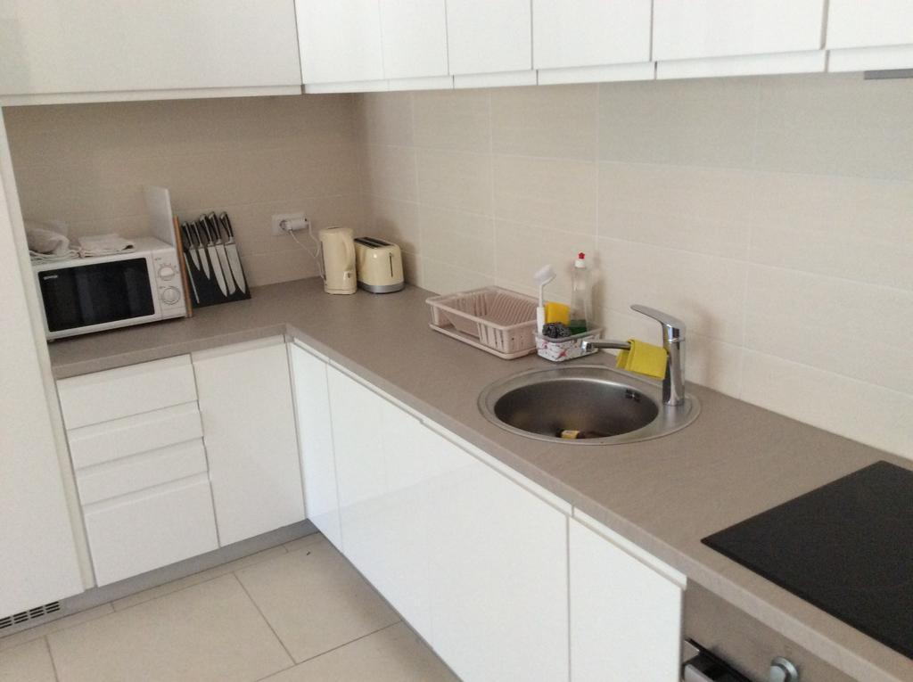 Lavender Bay Apartment Dee B02 Дони-Моринь Экстерьер фото